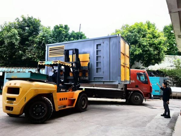 清遠(yuǎn)展翔為大型活動(dòng)供應(yīng)發(fā)電機(jī)租賃